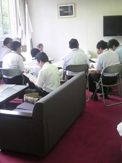 福島県庁自民党控え室